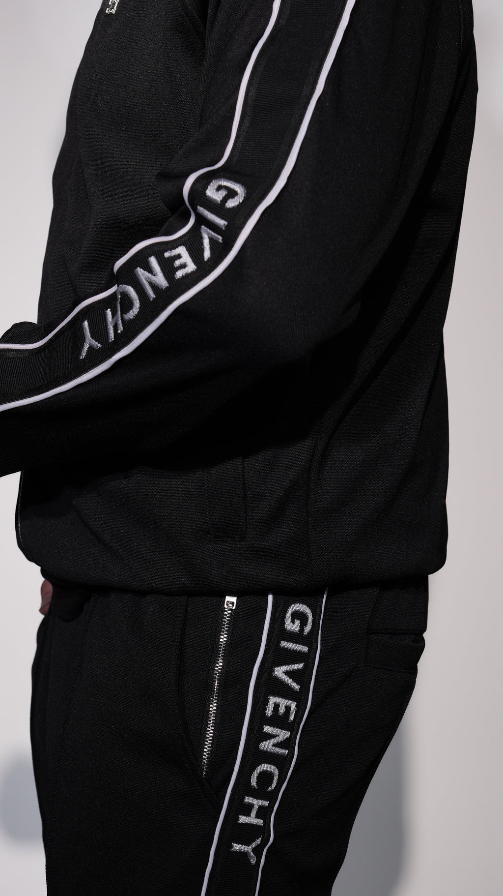Conjunto signature Givenchy paris