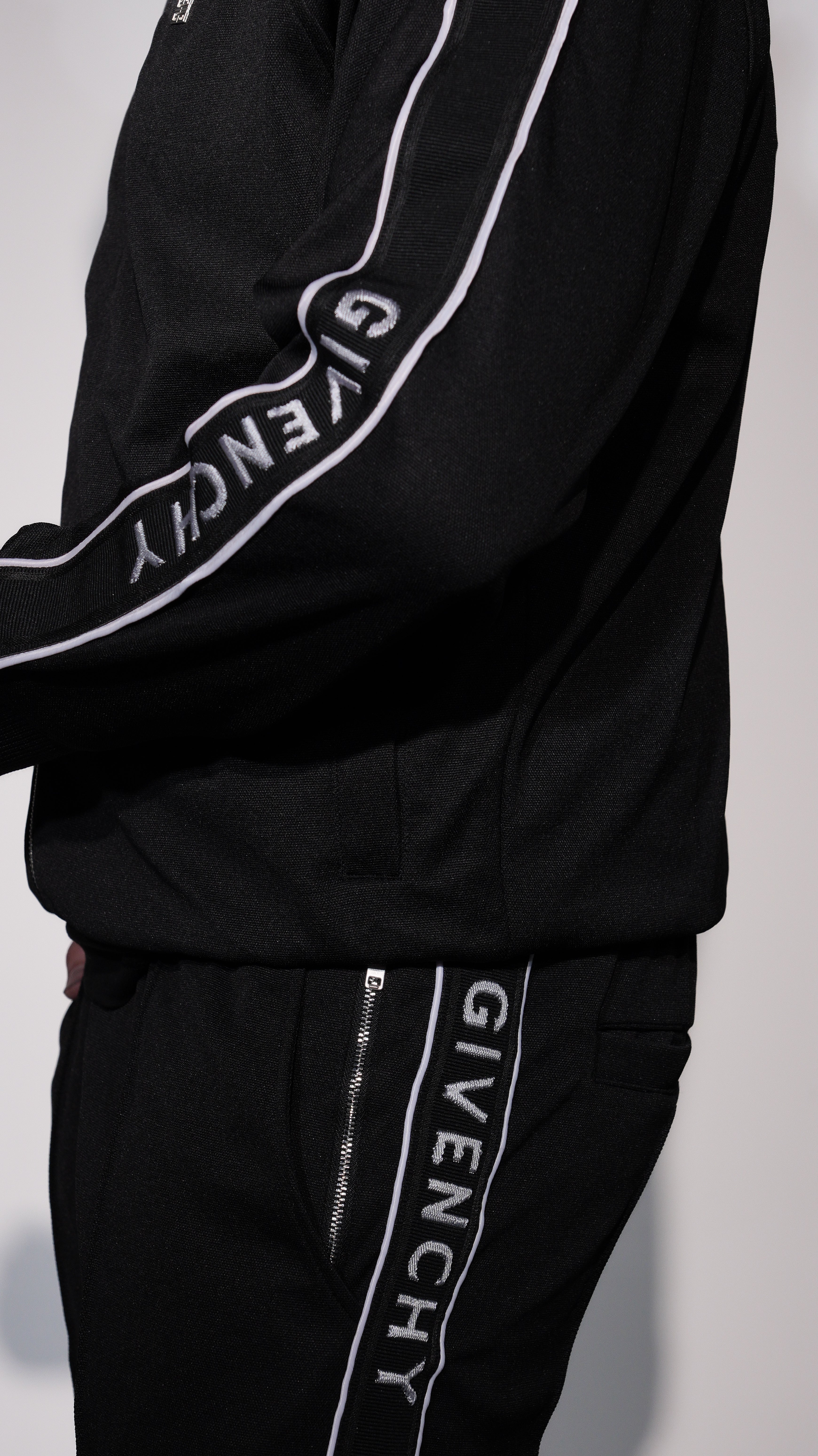 Conjunto signature Givenchy paris