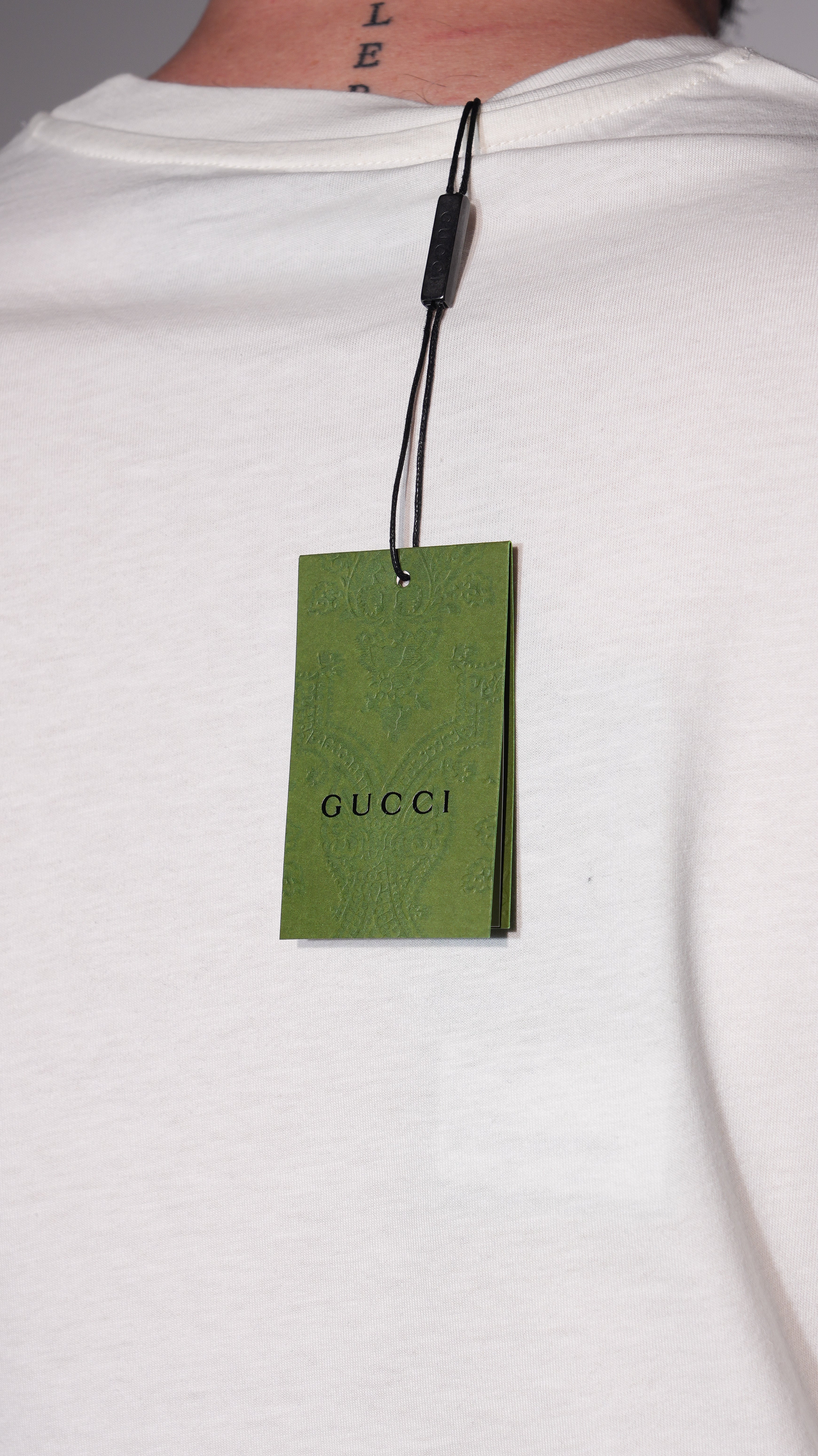 Camiseta “Graffiti GUCCI Icon Signature”