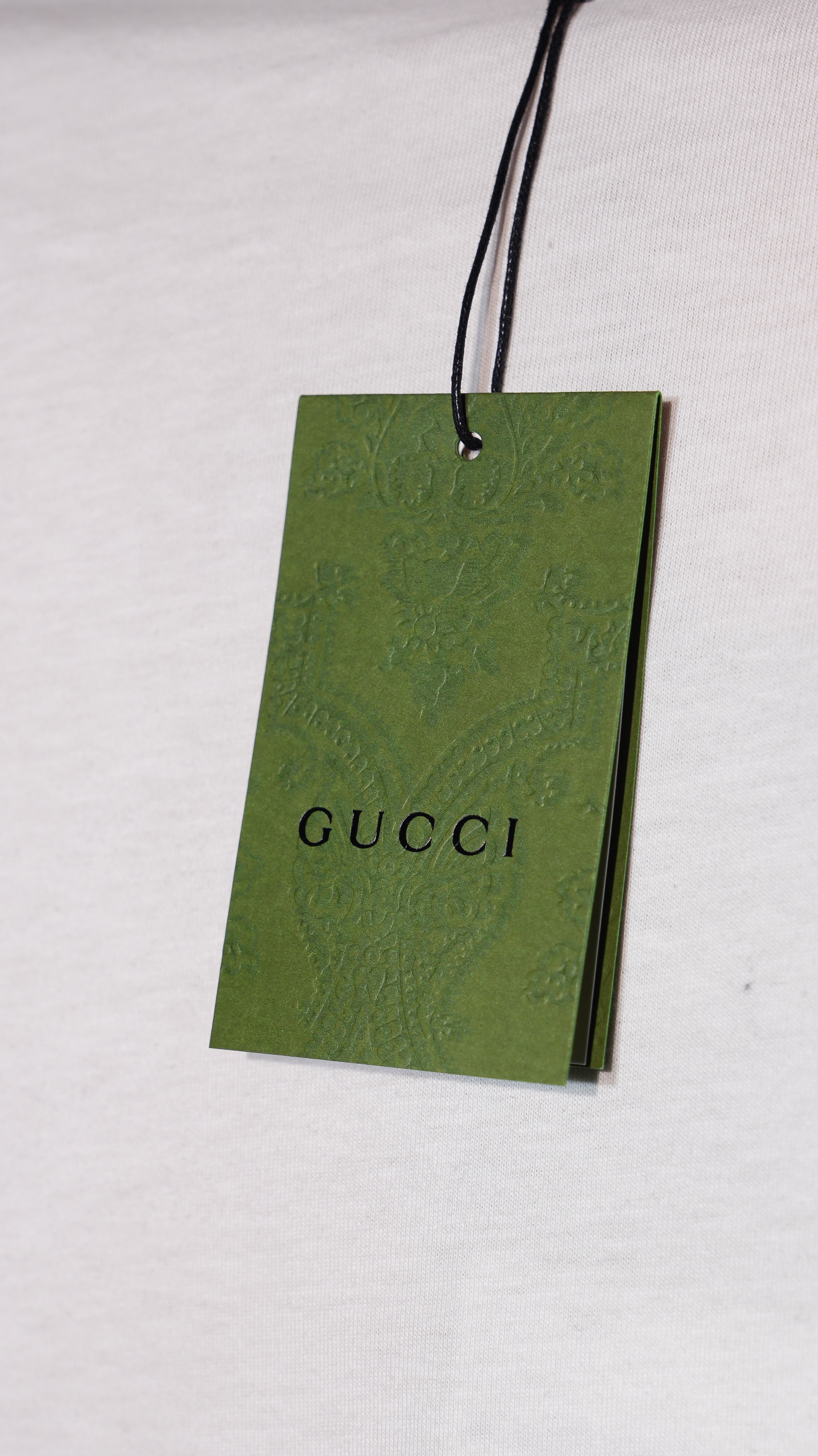 Camiseta “Graffiti GUCCI Icon Signature”